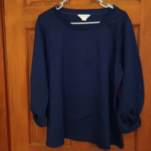 WOMENS LIZ CLAIBORNE SWEATSHIRT SIZE XTRA LARGE.
